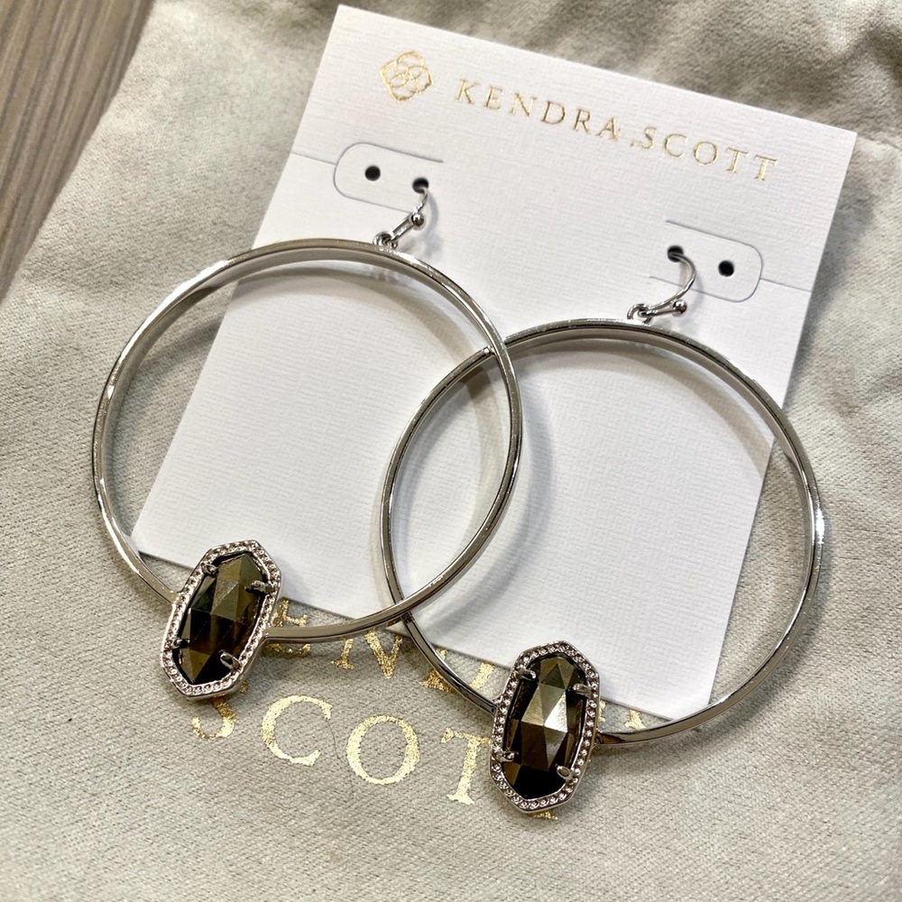 Kendra Scott Elora Earring in Rhodium/Pyrite